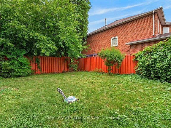 3rd image of 36 Mount Pleasant Dr