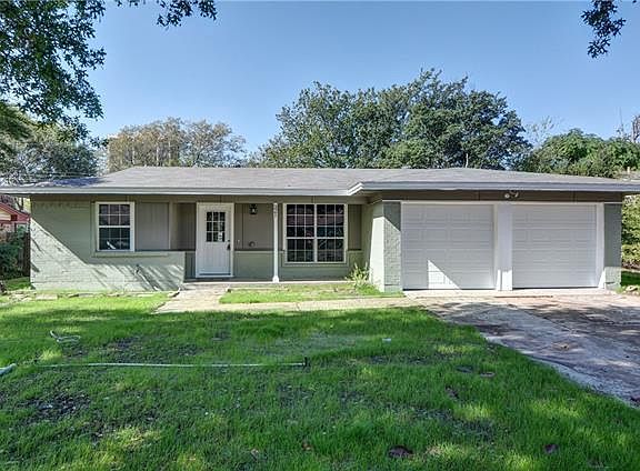 3rd image of 321 Brookwood Dr