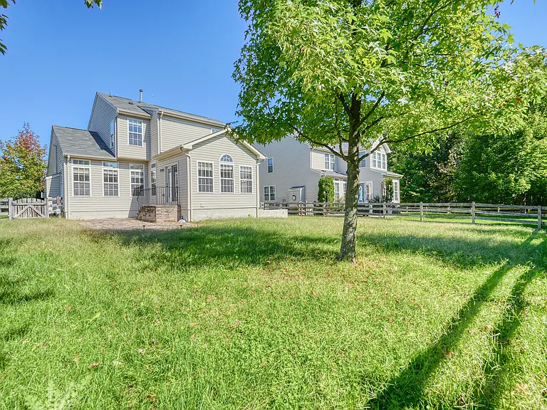 42245 Sweet Ct — Photo 47