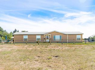 404 E Chattaroy Rd, Colbert, WA 99005