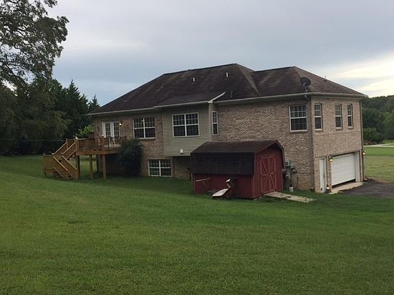 5th image of 228 Red Oak Trl