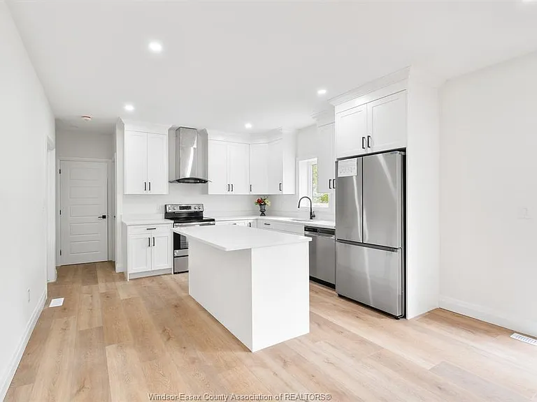 121 Allison Ave — Photo 9