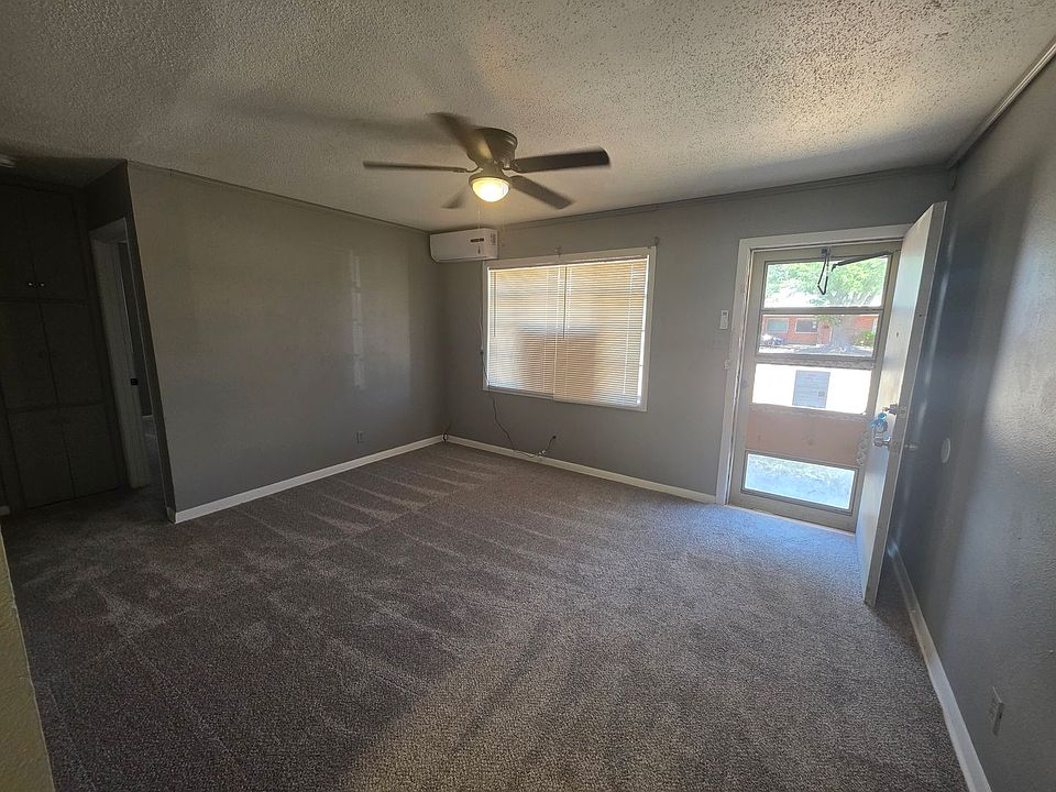 1st image of 3001 Curtis Dr Unit B