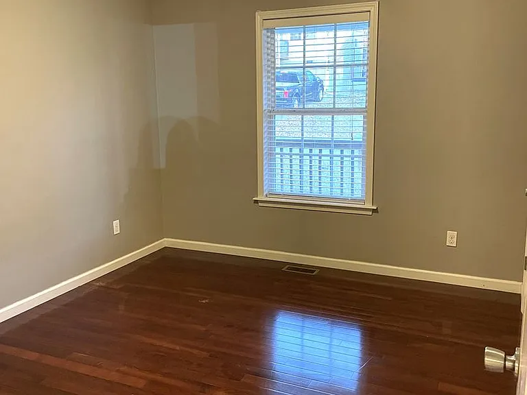2138 Bernhurst Dr — Photo 6