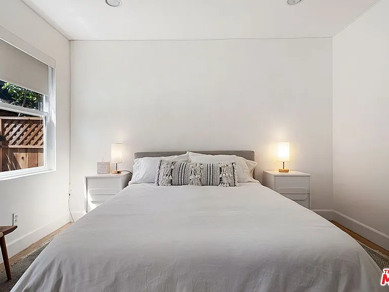 3640 Maplewood Ave — Photo 35