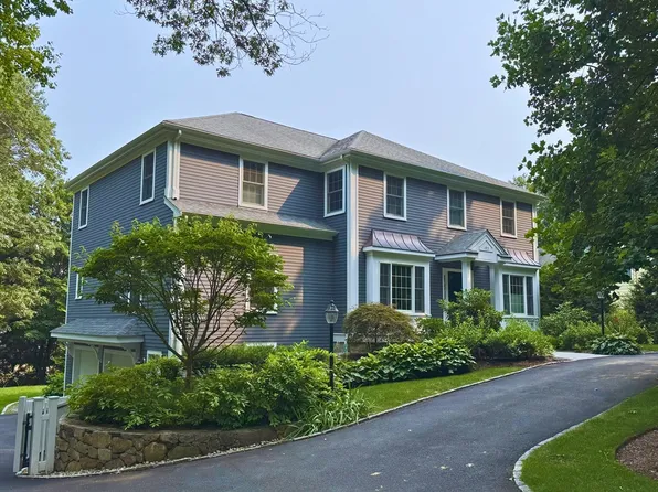 173 Benvenue St, Wellesley, MA 02482