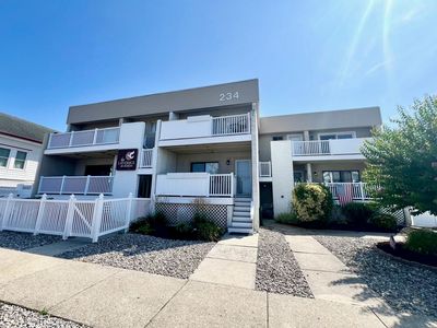 234 21st St APT 204, Avalon, NJ, 08202