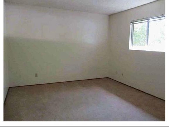 5th image of 8816 La Riviera Dr Unit D