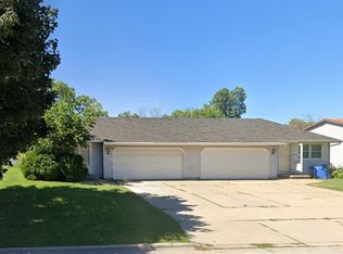 2218 Crary St, Green Bay, WI 54304
