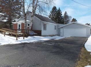 706 S Palmyra St, Cheboygan, MI 49721