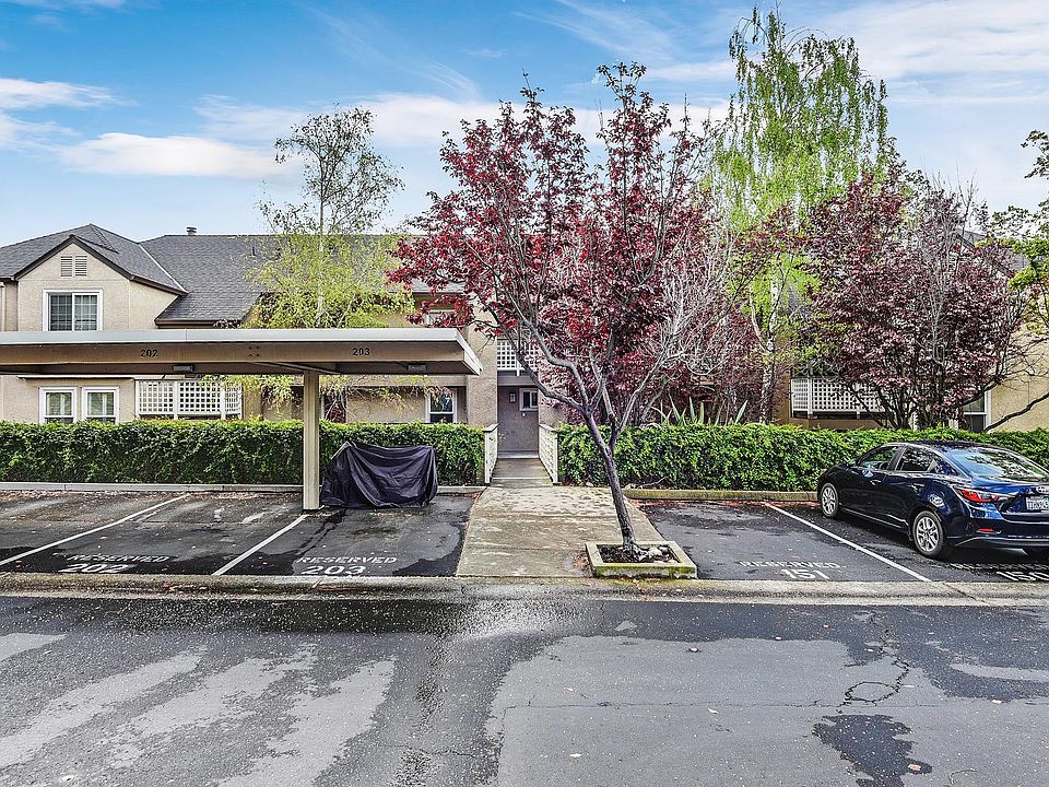 1st image of 725 Essex Ct APT 295