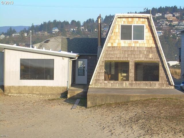 2nd image of 35630 Sunset Dr