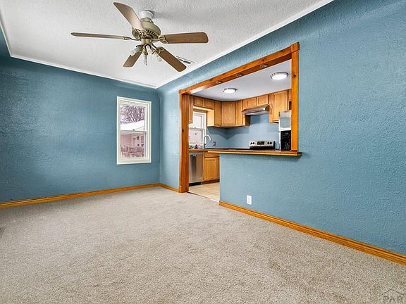 4th image of 1923 Belmont Ave