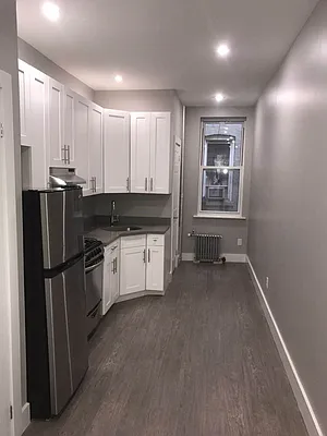 Rented by R New York | media 9