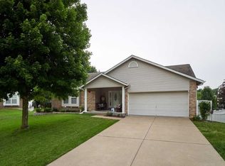 4 Preston Ct, Saint Charles, MO