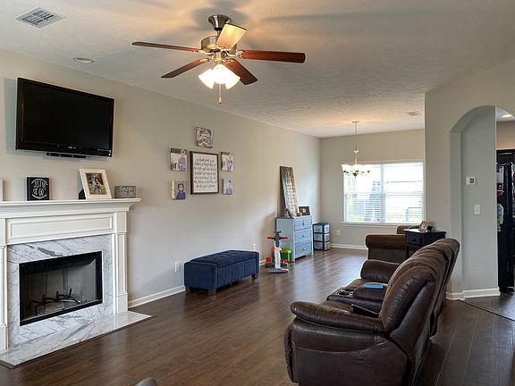 4th image of 1206 Carrington Pl