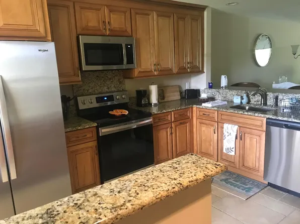 115 Bamboo Rd APT 108, Palm Beach Shores, FL 33404