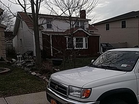 2nd image of 91 Vermont Ave
