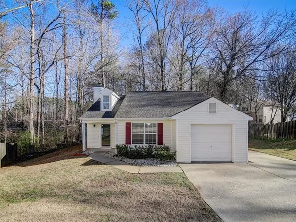 6005 Park Wood Ct, Austell, GA 30106