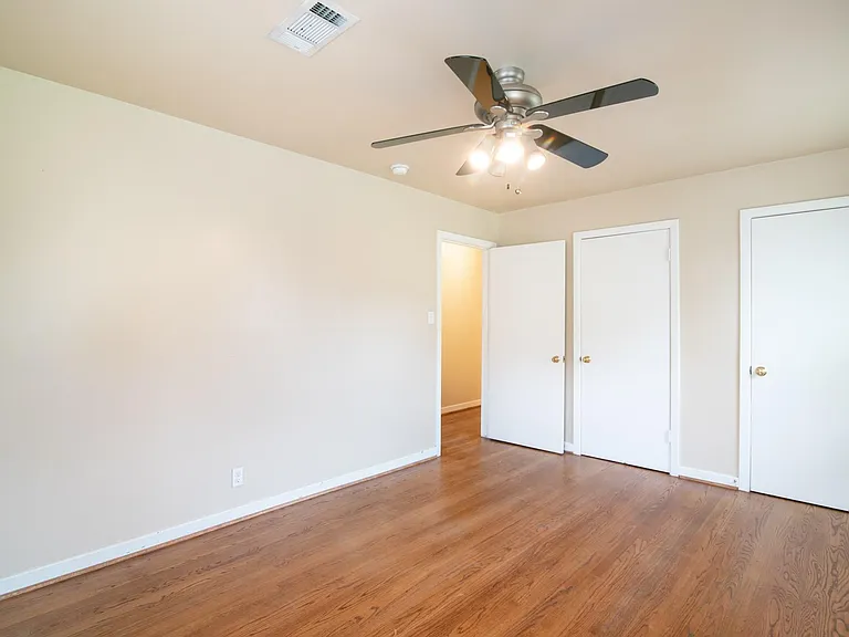9718 Pine Lake Dr — Photo 27