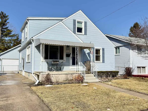 634 Toledo Ave, Monroe, MI 48161