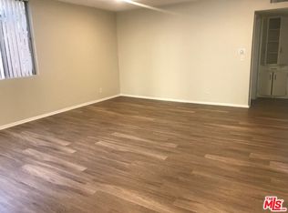 814 S Bundy Dr #4, Los Angeles, CA 90049