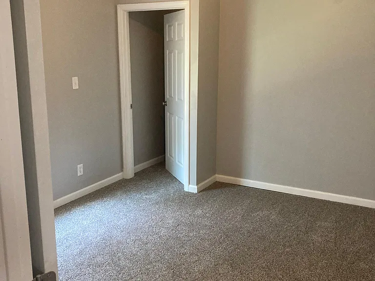 821 N Rural St — Photo 11