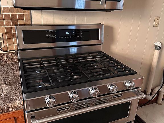 5th image of 304 McQuerry St
