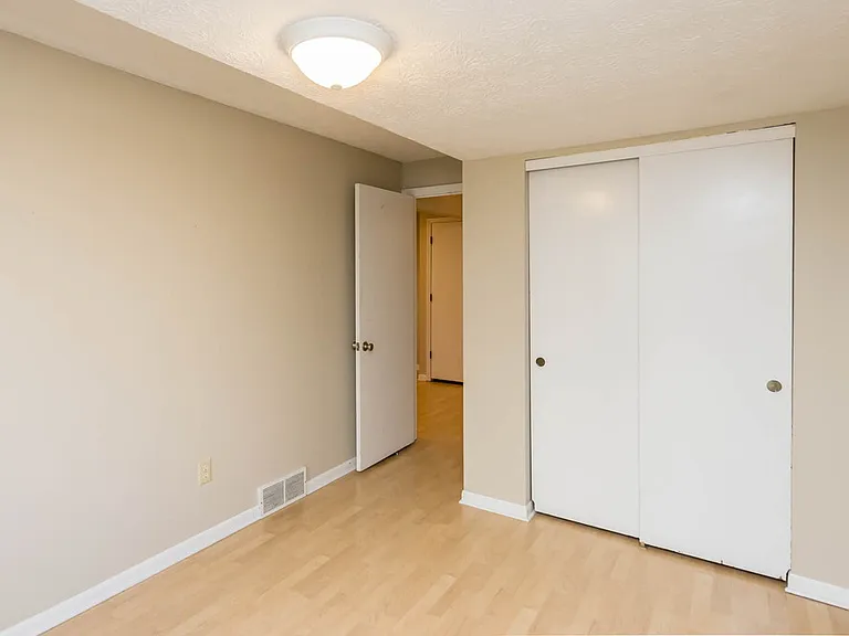 5334 Tara Hill Dr — Photo 13