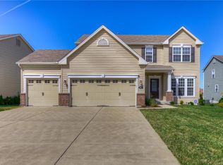 121 Vistalago Pl, Saint Peters, MO 63376