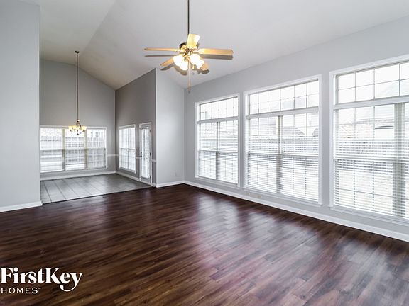 4th image of 8494 Rhiannon Dr