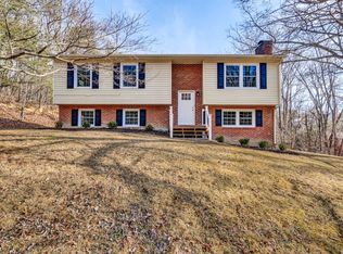 900 High St, Salem, VA 24153