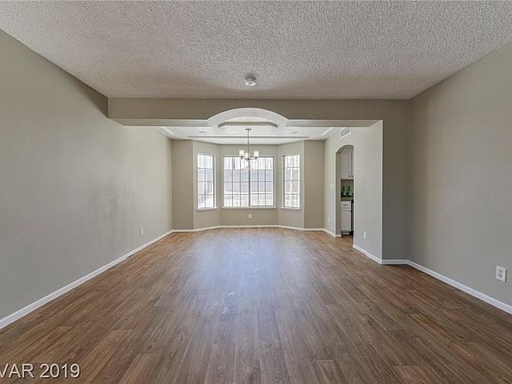 4th image of 1320 Wheatland Way
