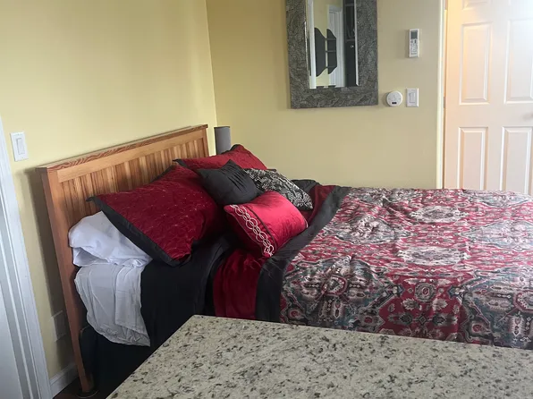 (undisclosed Address), Salem, OR 97305