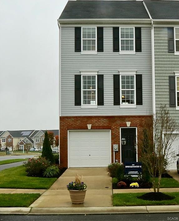 1st image of 20556 Ashville Dr