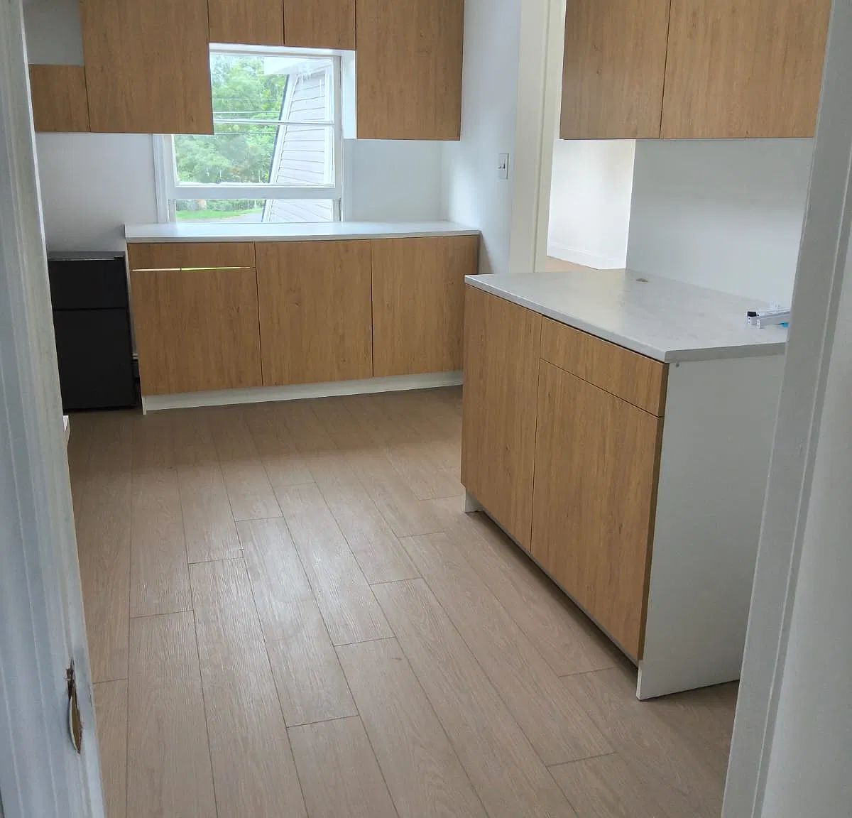 3 bed, $1,765 — Photo 2