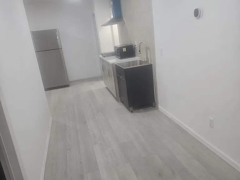 90-18 Park Ln S #2 — Photo 12