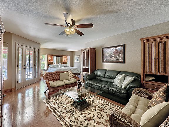 4th image of 10459 E Cannon Dr