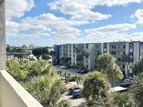3rd image of 10090 NW 80th Ct APT 1542
