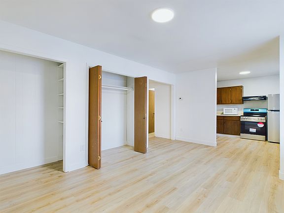 4th image of 3712 Swenson Ave #11333248