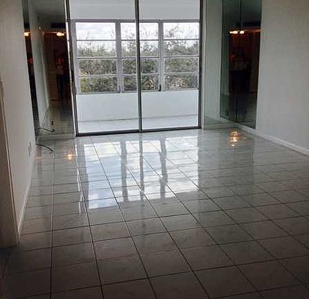 4th image of 2571 Aragon Blvd APT 417