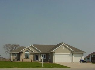 4506 Starlight Ct, Appleton, WI 54913