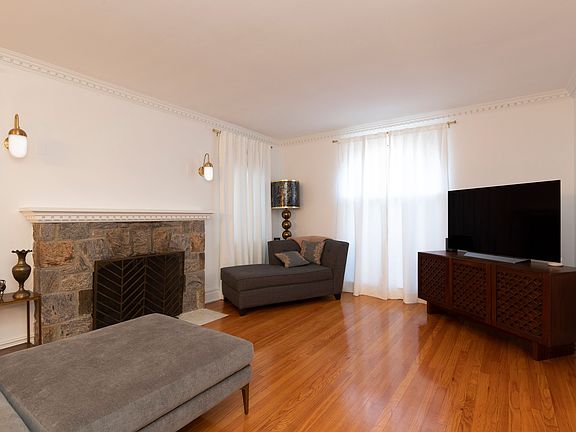 5th image of 80-17 221st St