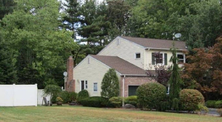 2nd image of 23 Gable Rd