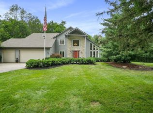 7832 Country Brook Ln, Reynoldsburg, OH 43068