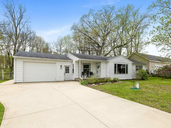 3955 W Shady Side Rd, Angola, IN 46703