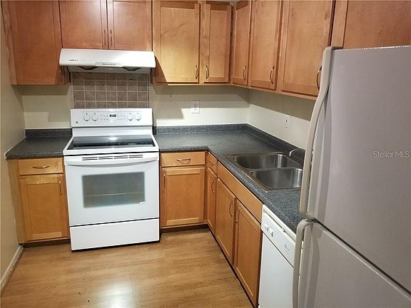 3rd image of 4607 W Fig St Unit 307