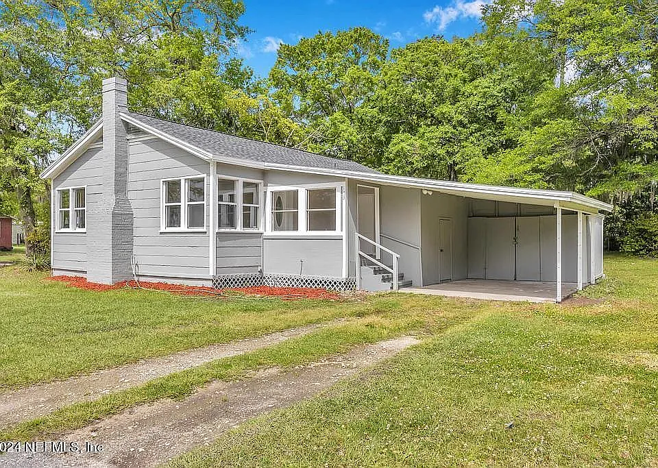 173 W McIver Ave