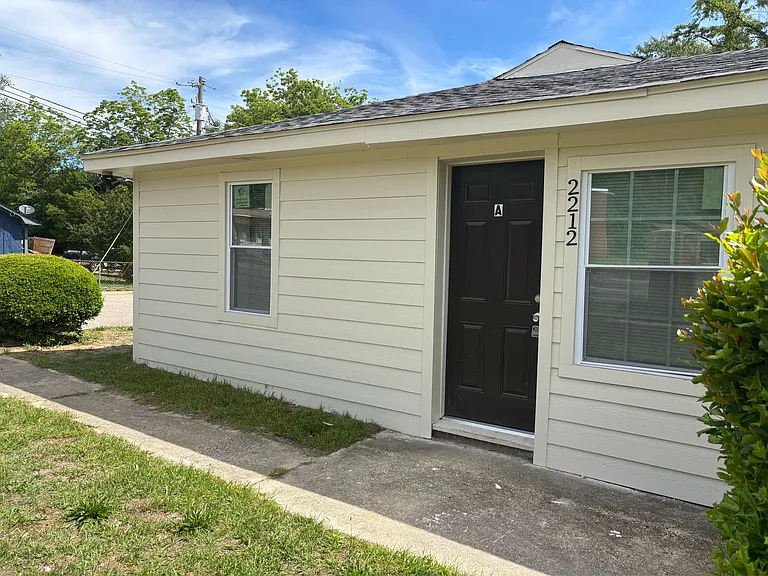 2212 Murchison Rd — Photo 11