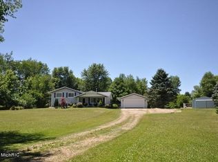 15090 S 31st St, Vicksburg, MI 49097